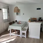 Douceur De Pins Balcon Et Piscine *