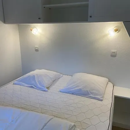 Douceur De Pins Balcon Et Piscine