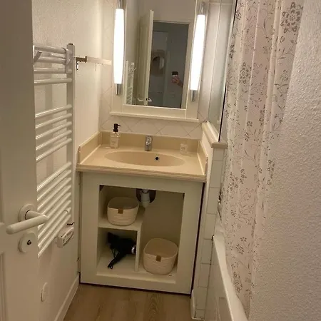 아파트 Douceur De Pins Balcon Et Piscine