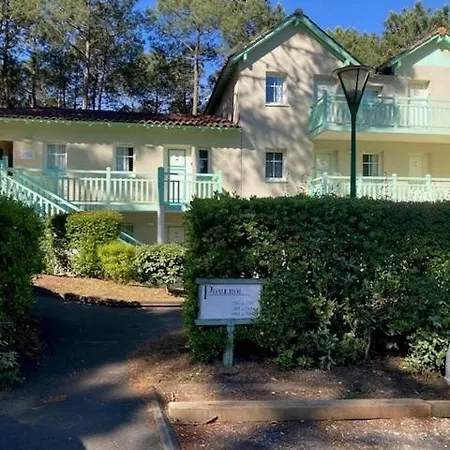 Douceur De Pins Balcon Et Piscine *